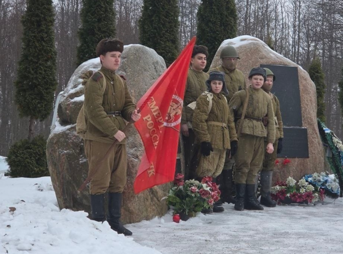 На мемориале в районе посёлка Шатрово состоялся памятный митинг